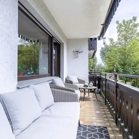 Mit Kamin-sonnendurchflutet-balkon Апартаменти